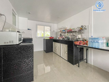 *****บ้านแฝดมือสองย่านกรุงเทพฯ ม.ชวนชื่น เพชรเกษม81 เนื้อที่กว้าง 41.50 ตร.ว. ฟังก์ชัน 3 ห้องนอน 2 ห้องน้ำ ที่จอดรถ 2 คัน บ้านแฝดพื้นที่กว้าง บนทำเลแห่งการเดินทาง ติดถนนหลายเส้น อาทิ ถนนเพชรเกษม ถนนมาเจริญ ใกล้รถไฟฟ้าสายสีน้ำเงิน "สถานีหลักสอง"